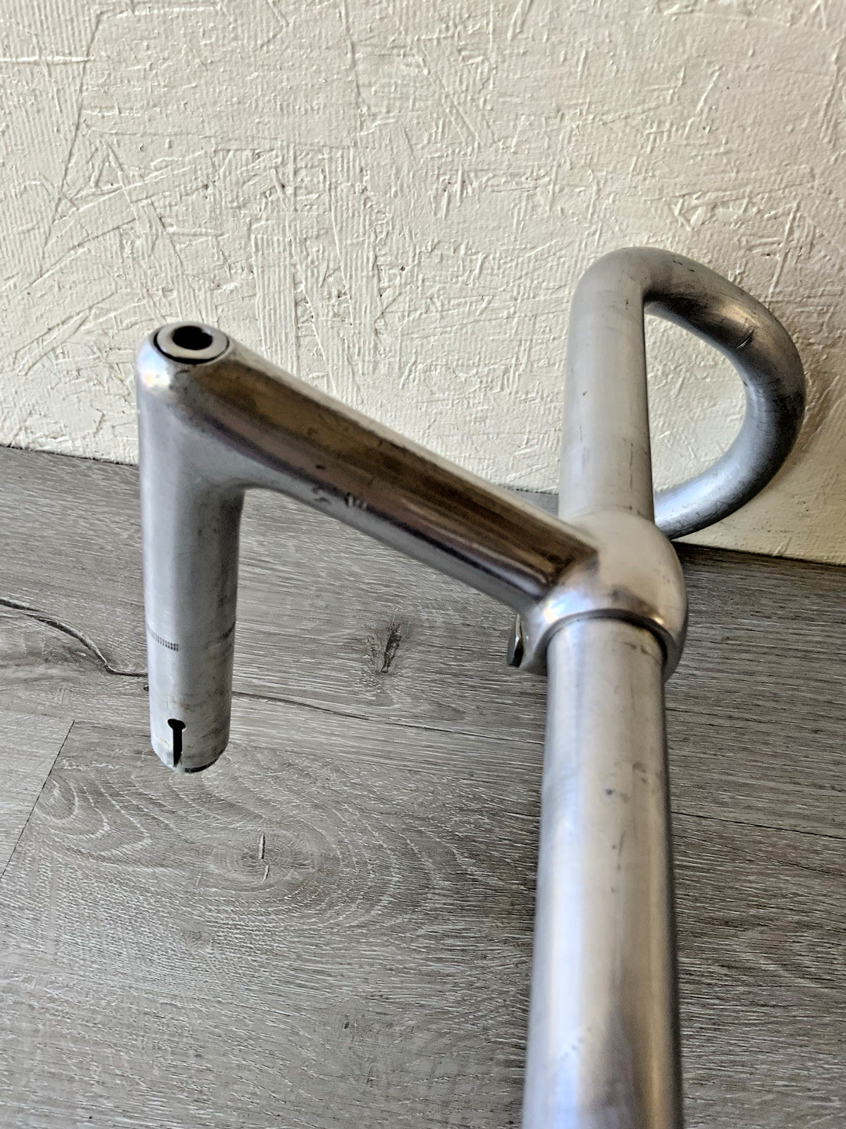 GB BRITAIN DROP BARS 390 MM CENTER TO CENTER CLAMP 25.4 MM 110 MM QUILL STEM