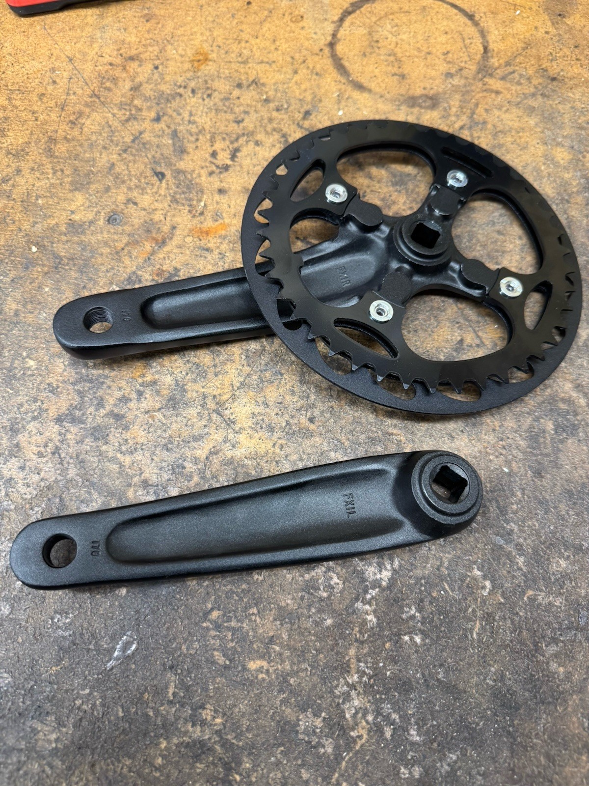 crankset Single Speed , 170mm , 42 Tooth ring , Square Taper , OEM