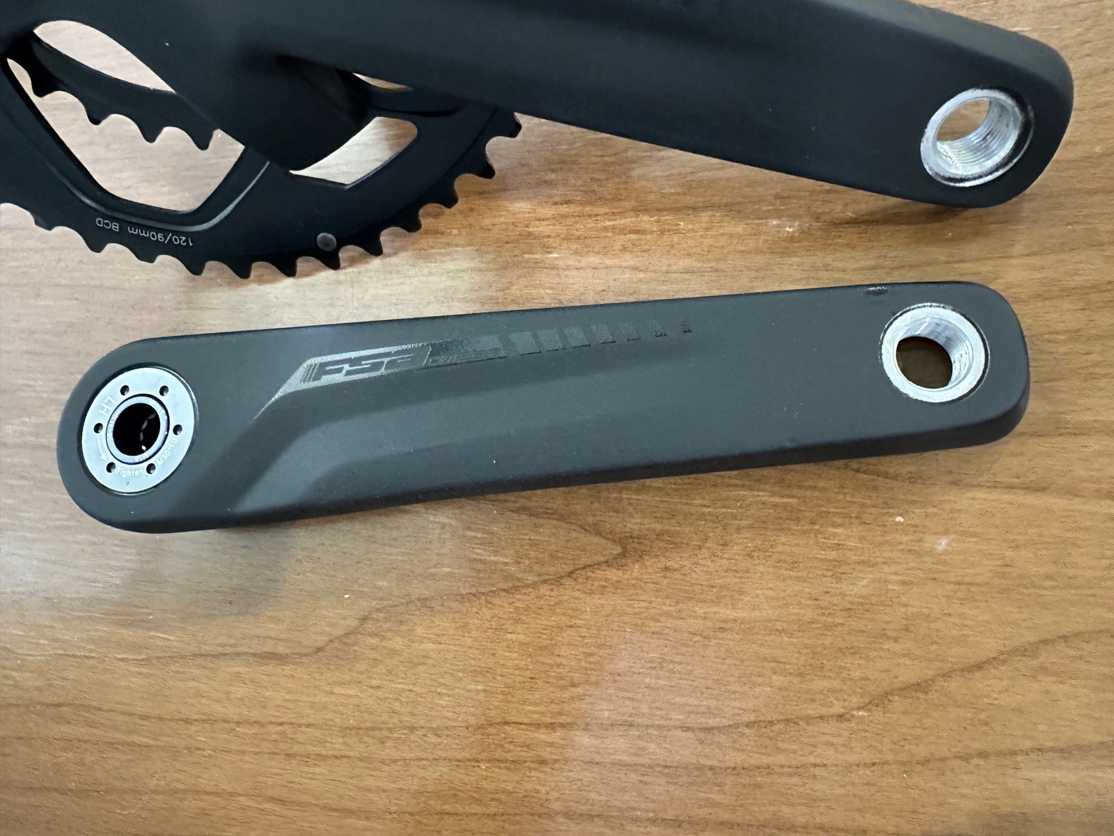 FSA Full Speed Ahead 46/30 Omega BB386EVO 172.5 mm Crankset 120 BCD 10/11 speed