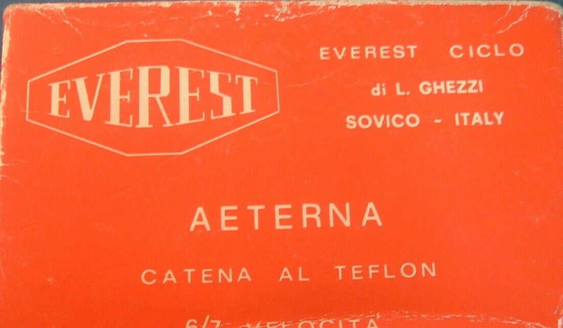Everest Aeterna Teflon Chain NEW / NOS Vintage-5/6/7/8-Spd-Red/Silver- NIB-114L