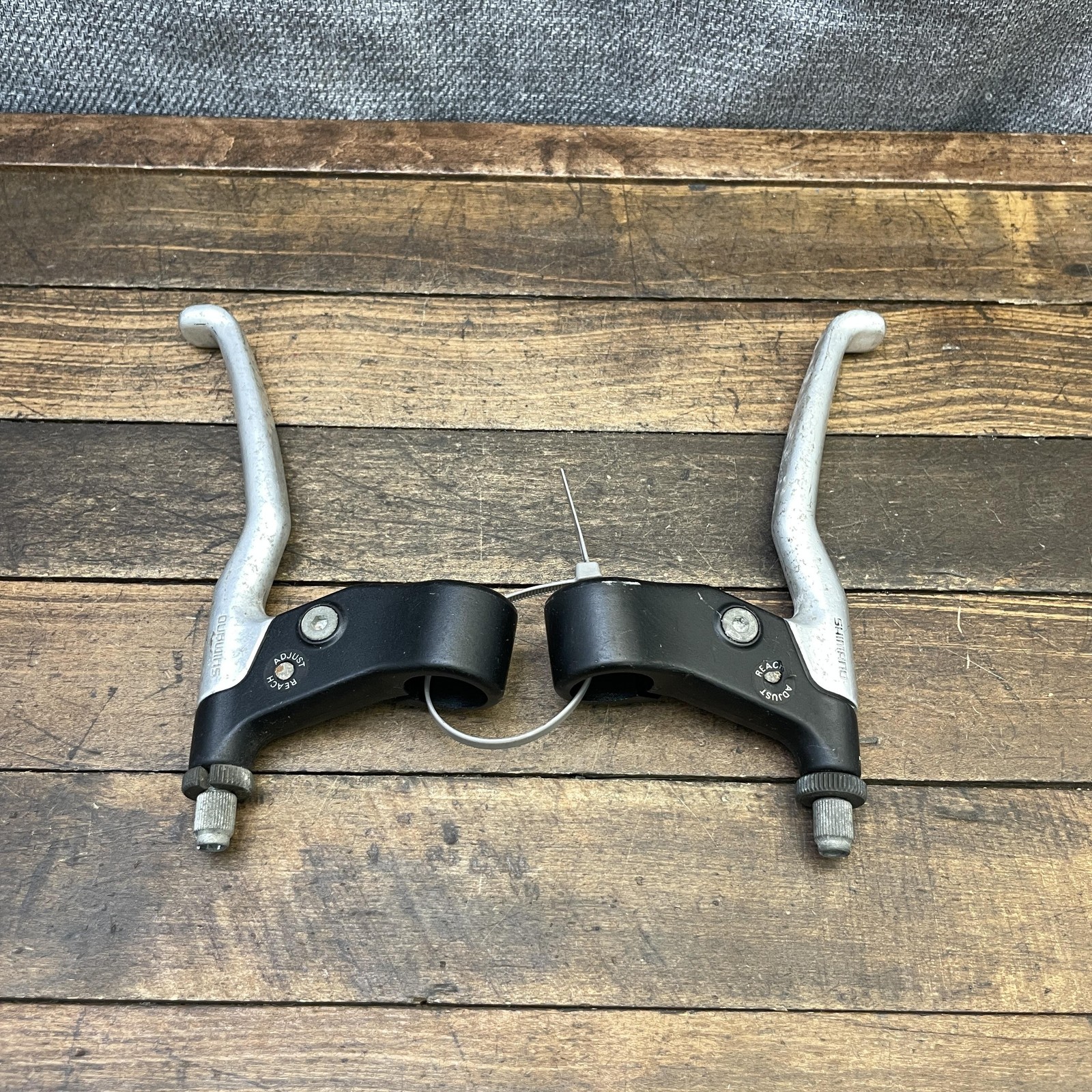 Vintage Shimano Deore BL-MT60 Brake Levers Pair 4-Finger 80s MTB Japan Black