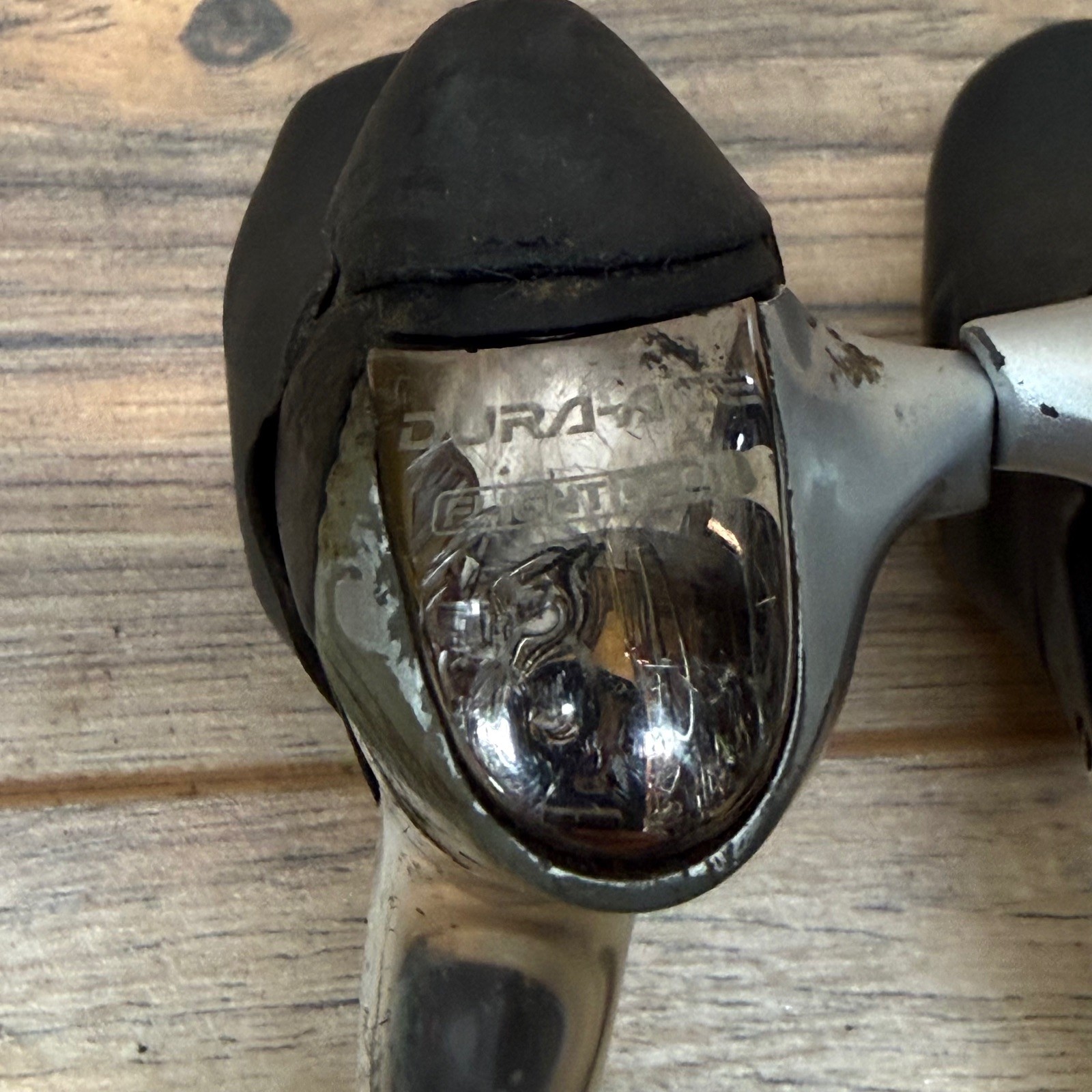 Shimano Dura-Ace ST-7700-C 2 x 9 STI Shifters STI