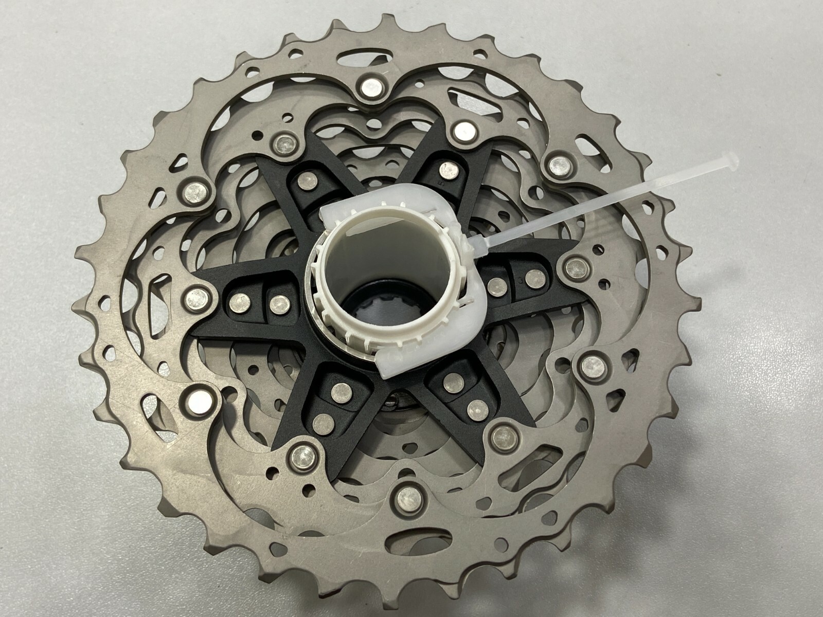 Shimano Dura-Ace CS-R9200 12-Speed Road Cassette Sprocket (Silver) 11-34T
