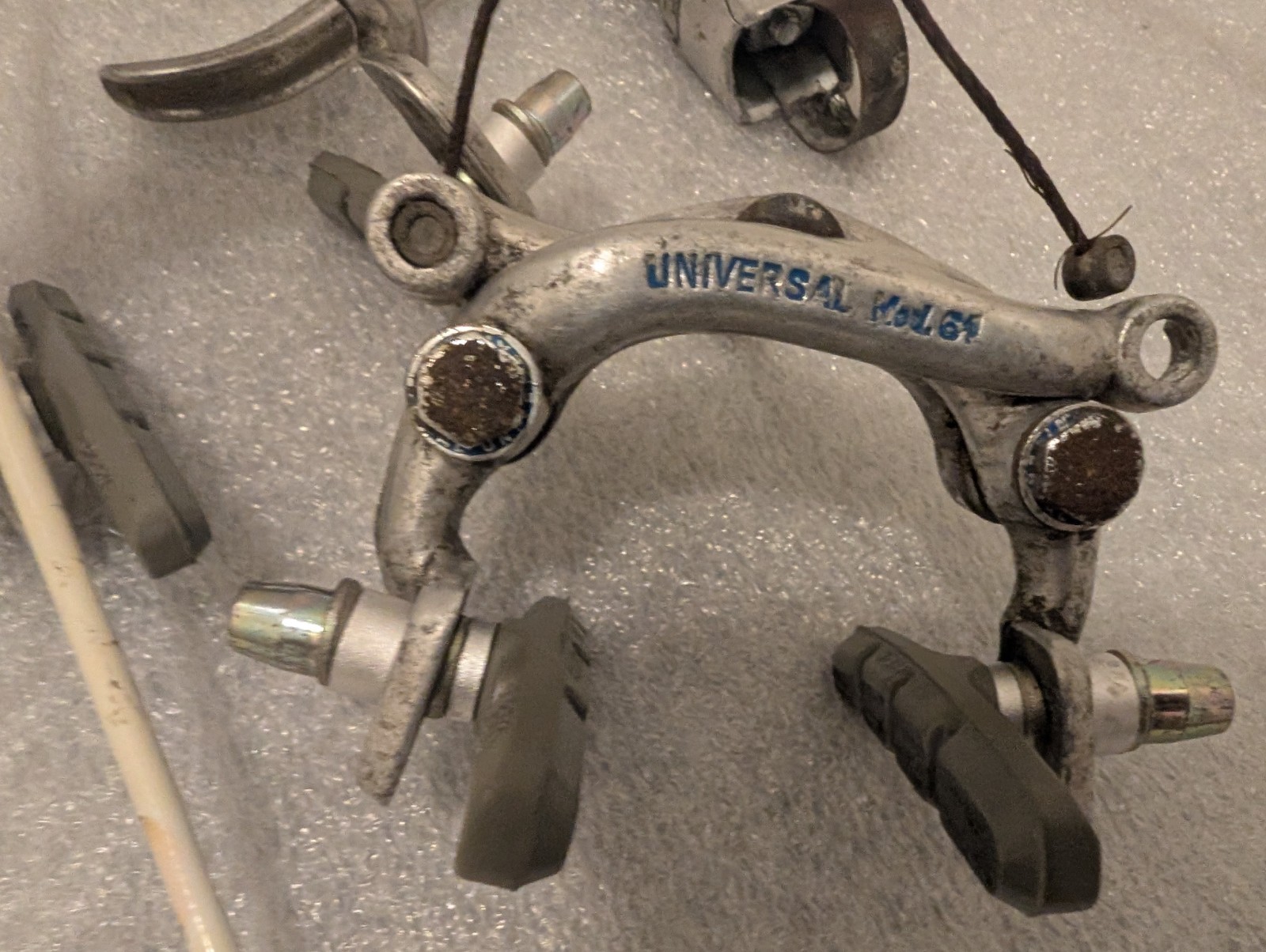Vintage Universal Mod 61 Caliper Brakes Levers Set Center Pull F/R Road 70s 60s