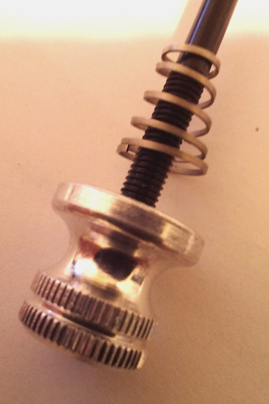 Sun Race REAR ALLOY / STEEL Quick Release axle SKEWER nos