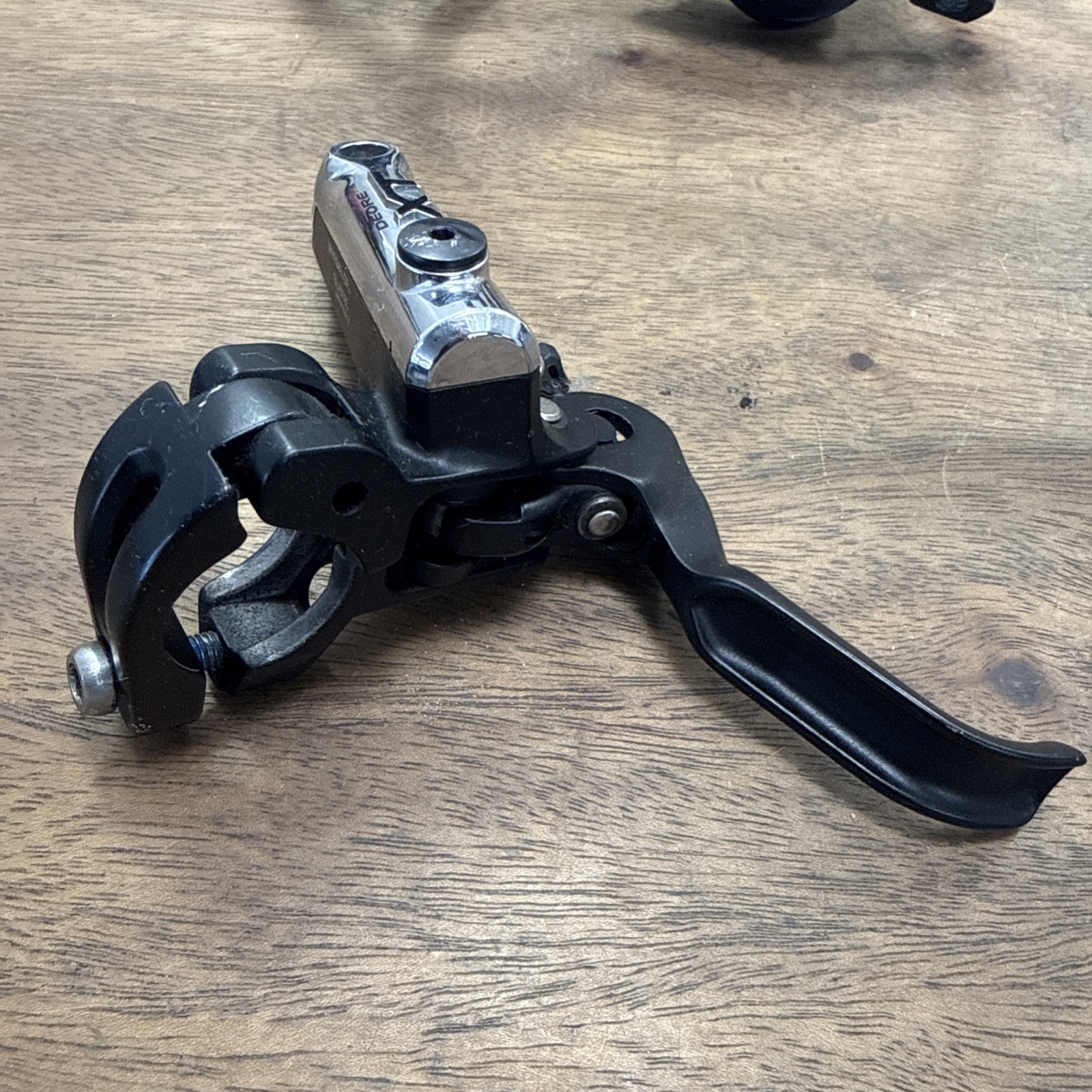 Shimano Deore XT BL-M785 Mountain Bike Hydraulic Disc Brake Set w/ Calipers