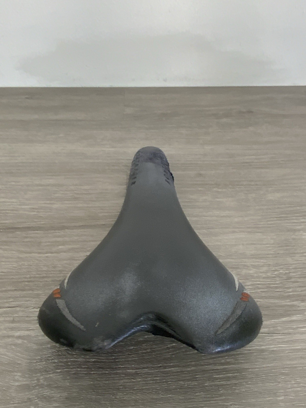 BONTRAGER RACE X LITE PRO SADDLE 152 GRAMS 138 MM x 285 MM TITANIUM RAILS