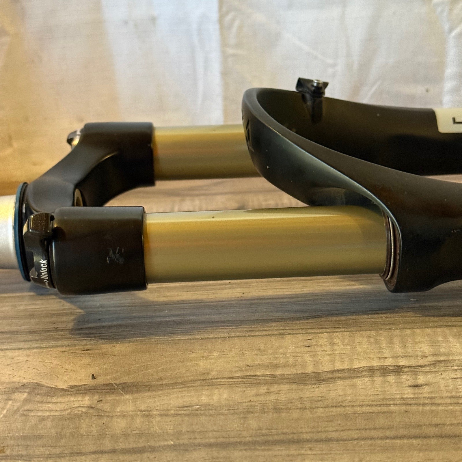 Marzocchi 320 LR 27.5 650b Fork 170 Taper Steerer 15mm x 100 Thru-Axle Non-Boost