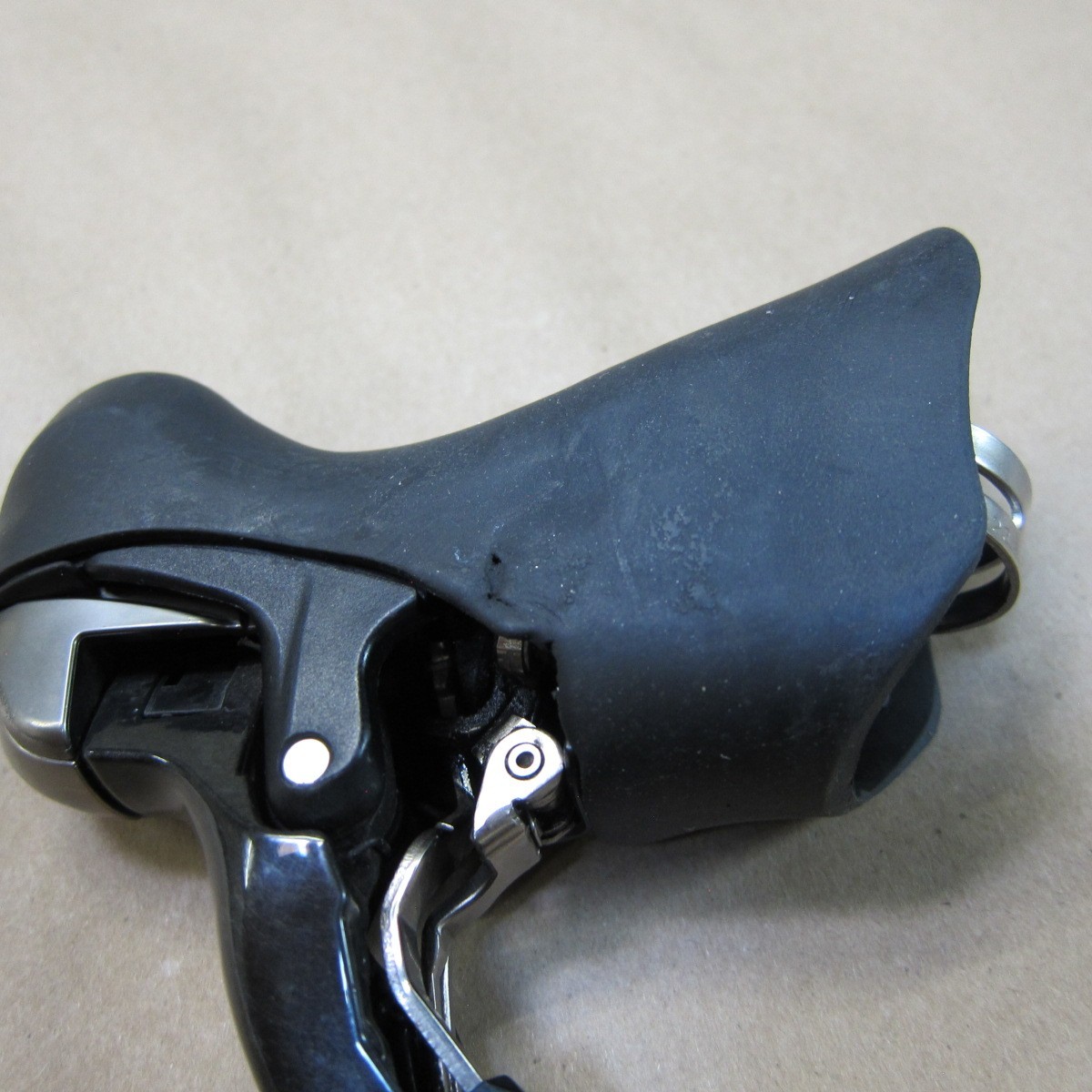 Shimano Ultegra ST-6700-R Right/Rear Rim Brake Shifter Road 10 Speed 10s Carbon