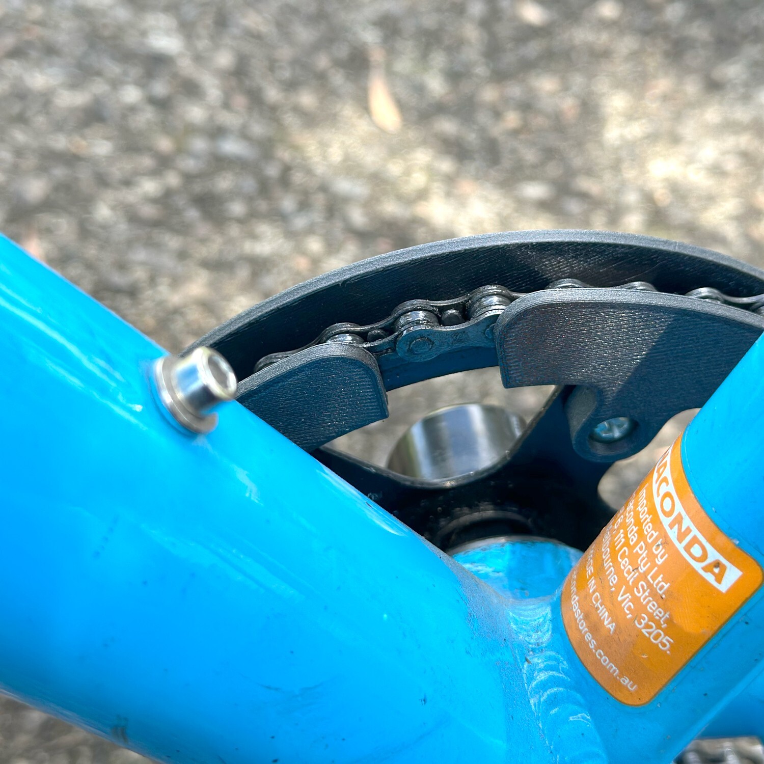 Crank wheel and chain cover guard for kids bike