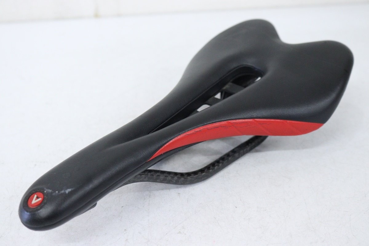 ASTUTE SKYLITE VT Saddle CARBONIO