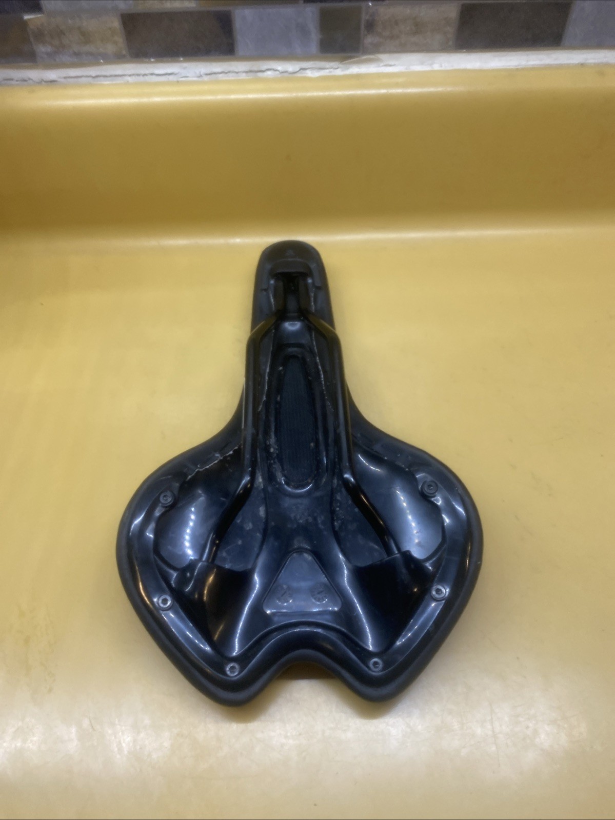 Black EVO 270mm X 160mm Steel Rail Saddle