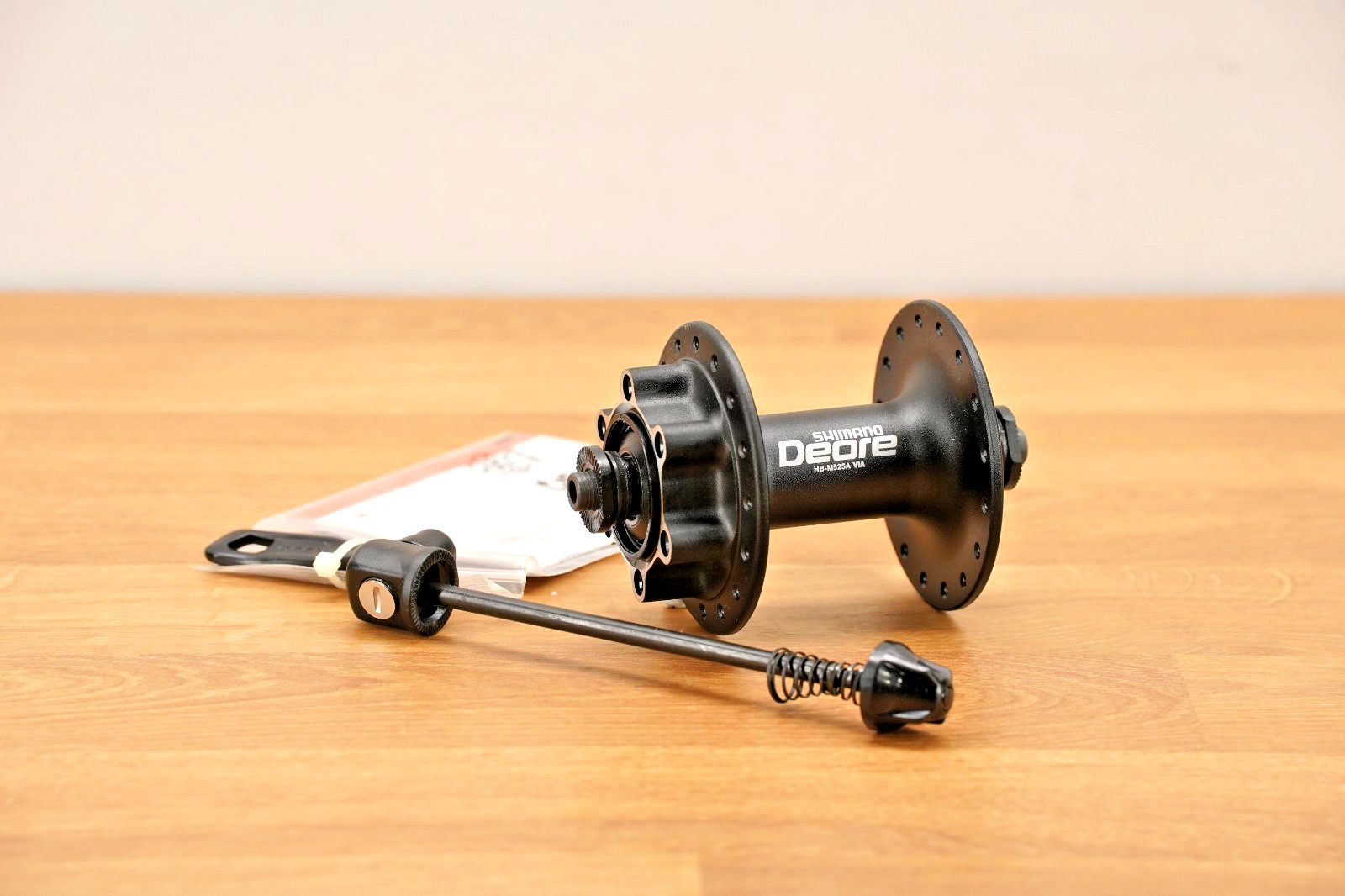 Shimano DEORE HB-M525A Front Hub – QR – 32H – 6 Bolt Disc – NEW OEM