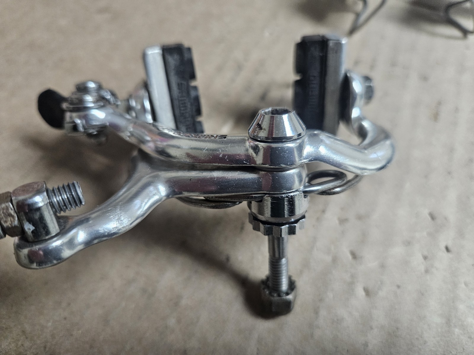 Vintage Shimano 600EX BR-6200 Arabesque Caliper Brakeset, single pivot, nutted