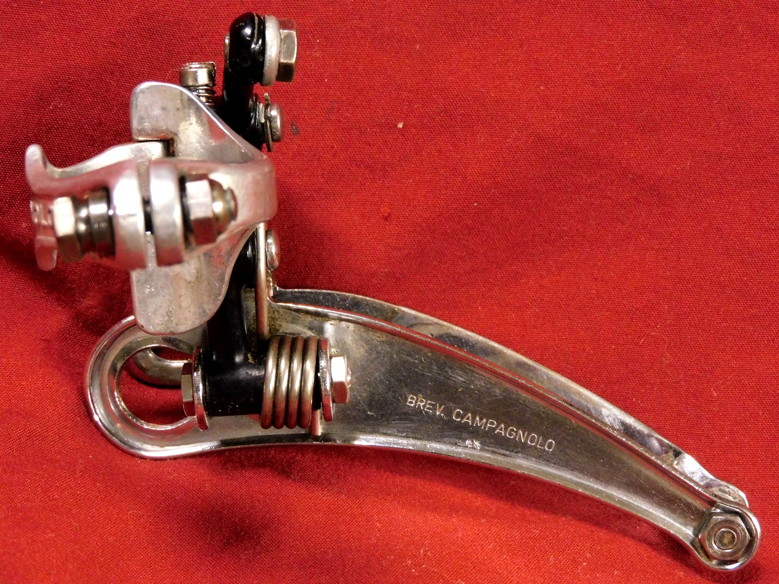 XLNT Early 80’s Campagnolo Super Record 1052/SR Clamp-on 28.6mm Front Derailleur