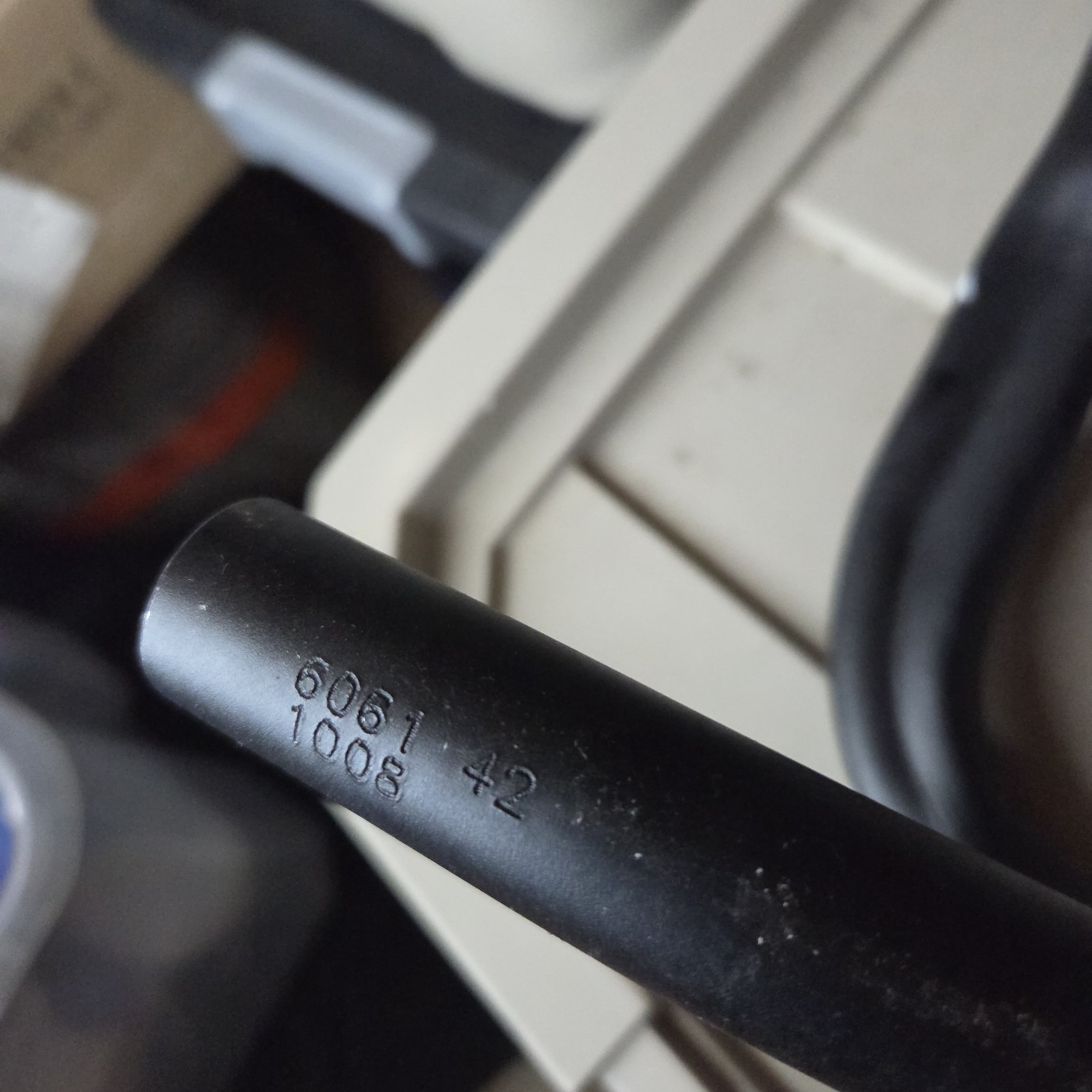 MOST Jaguar XA Aero aluminum alloy road bike handlebar.