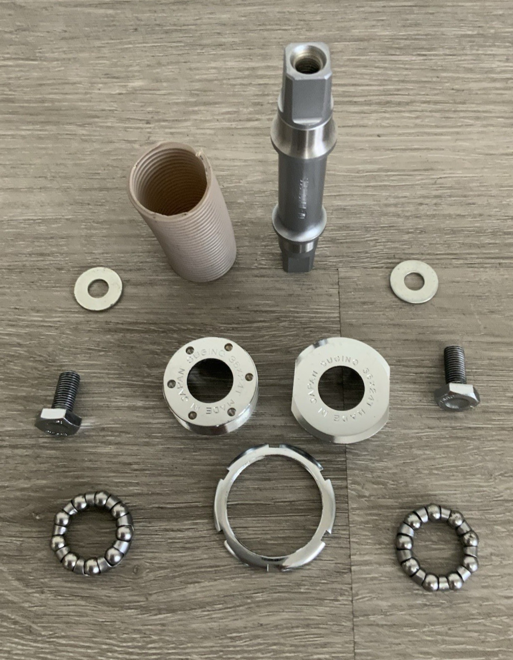 SUGINO BOTTOM BRACKET 70-115 MM ITALIAN THREADING NEW