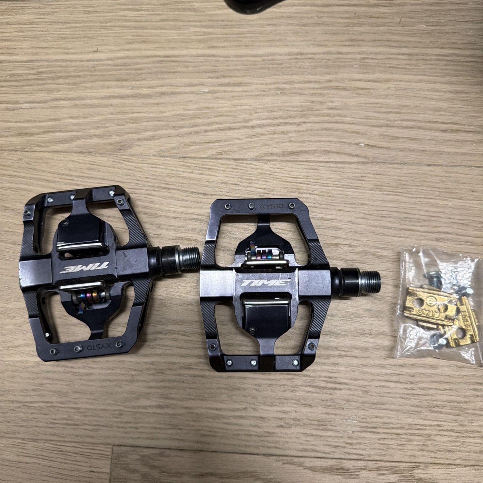 TIME Xysto A1 Aluminum Pedals with Steel Spindle, Dual-Sided Clipless,