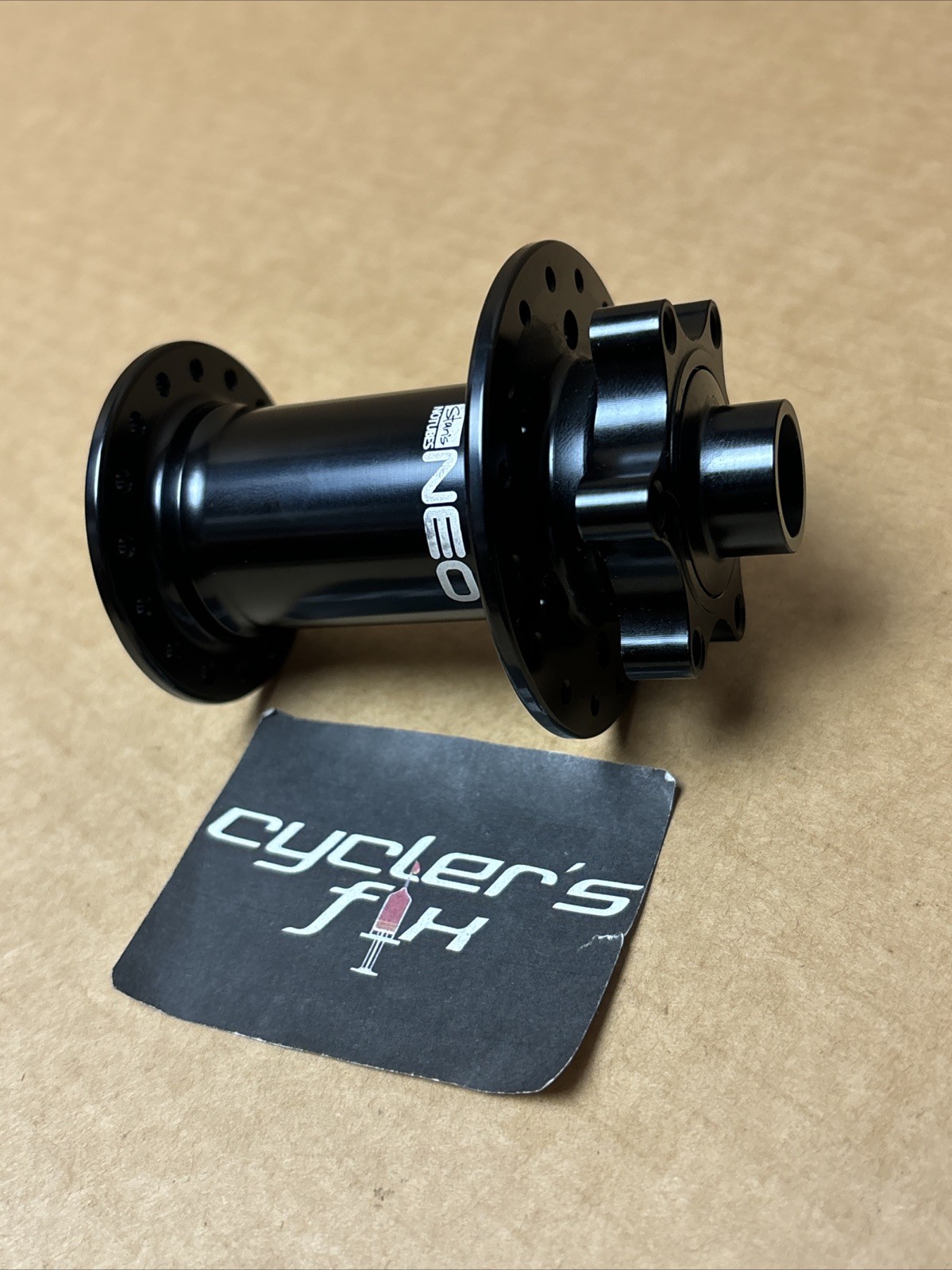 NEW 32H Stan’s NoTubes Neo Bicycle Front Hub 15×100 TA 6 Bolt Disc Gravel Road
