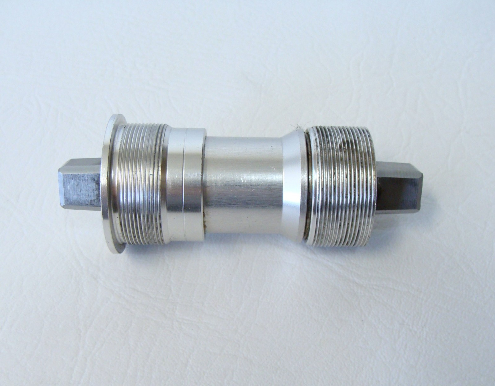 ~ Nice Campagnolo Chorus Square Taper Bottom Bracket English 102mm ~