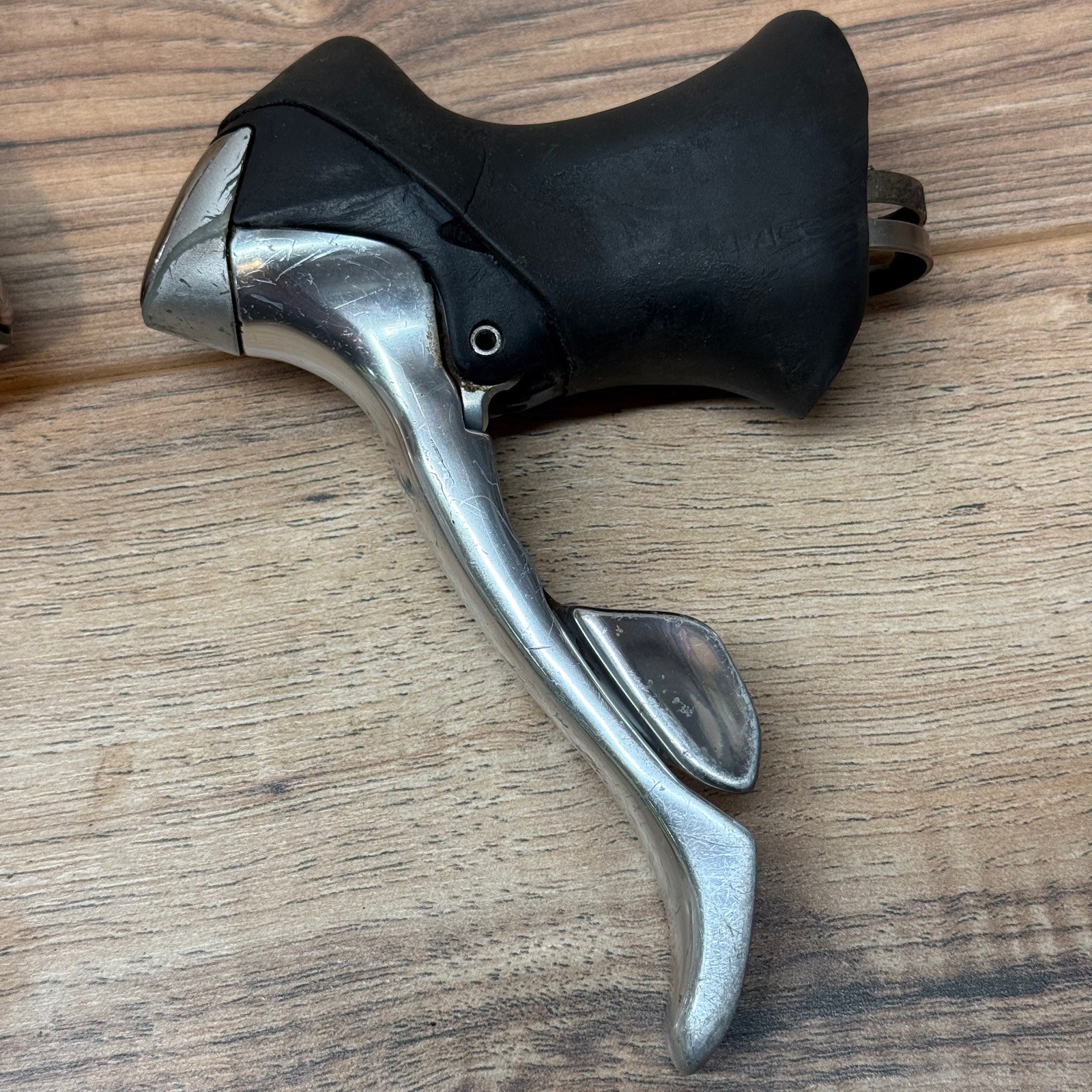 Shimano Dura-Ace ST-7700-C 2 x 9 STI Shifters STI