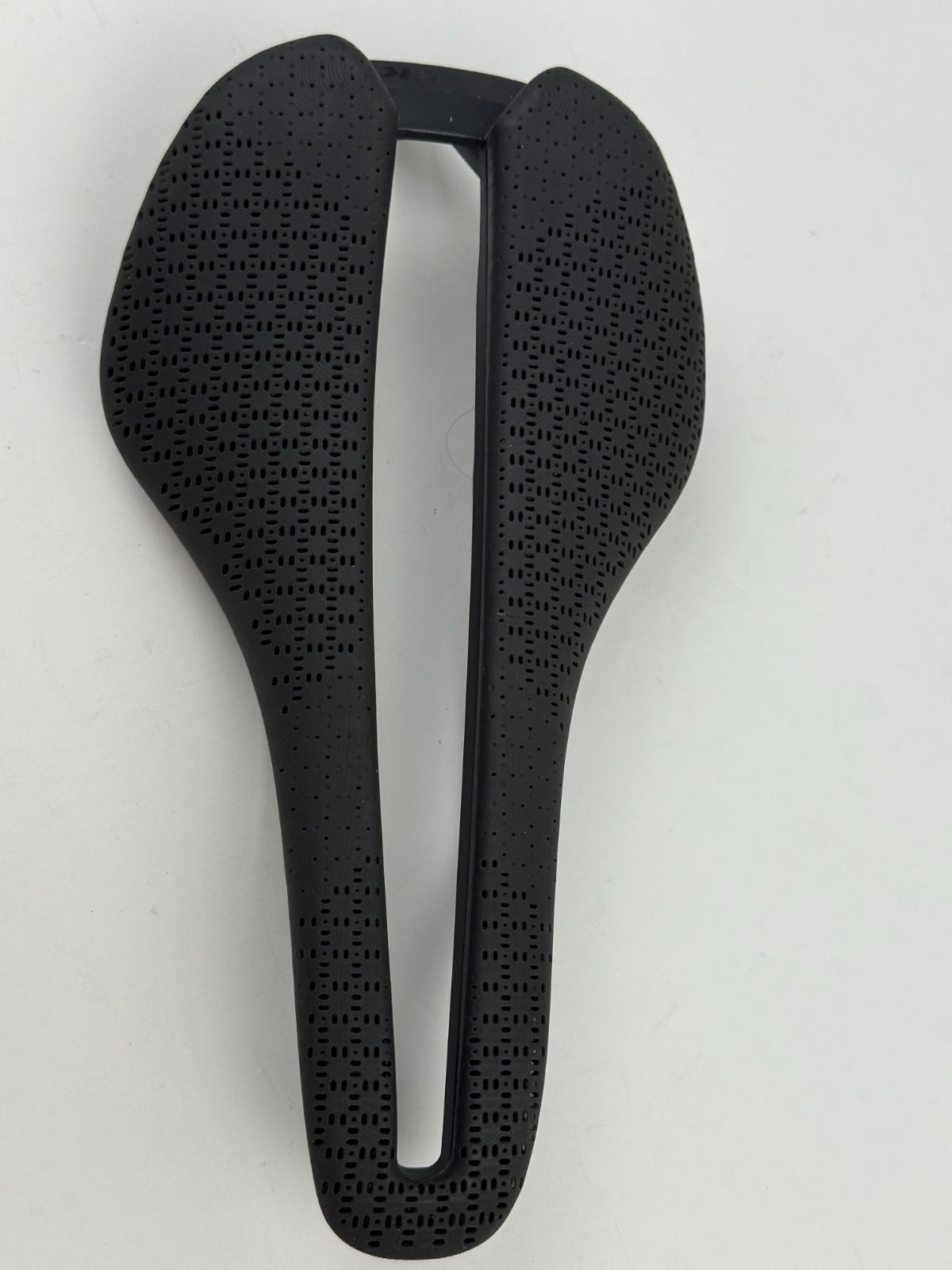 Trek Aeolus Elite AirLoom Saddle Alloy Rails SIZE 135mm Width