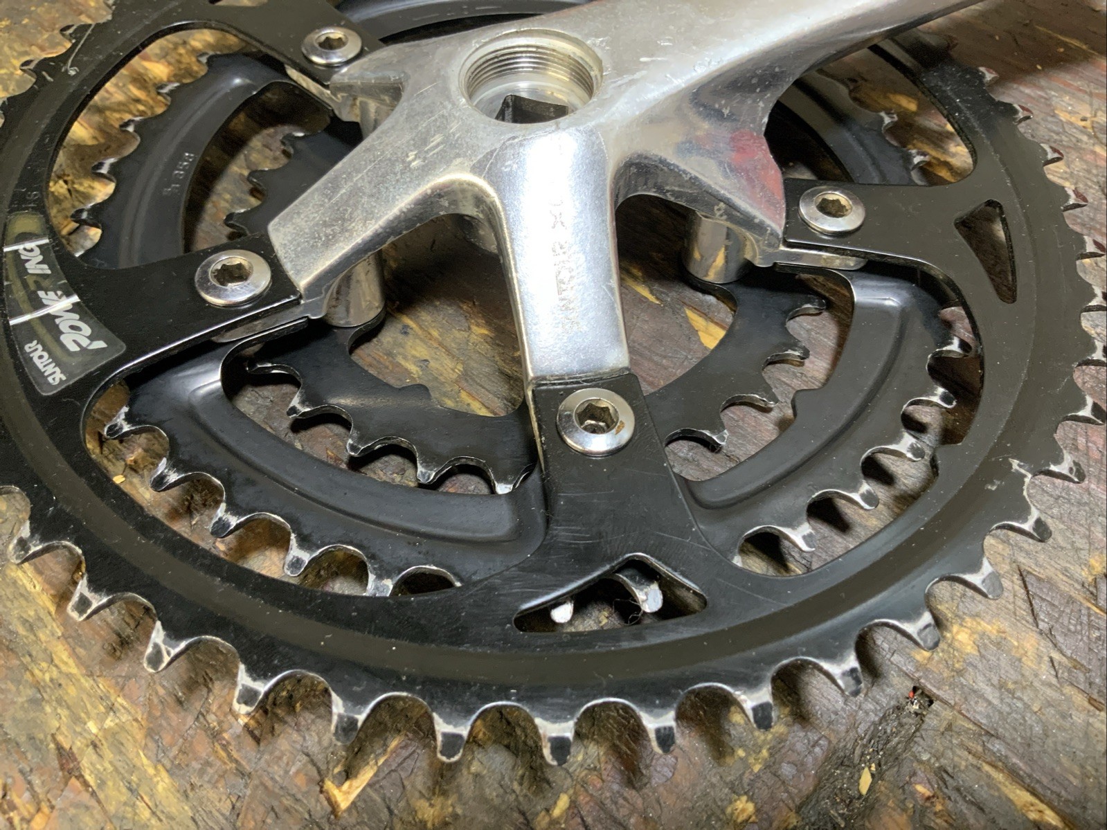 SR Suntour Sakae XCE 175mm 50/40/28t Triple Crankset MTB/Hybrid w/Bolts & Covers