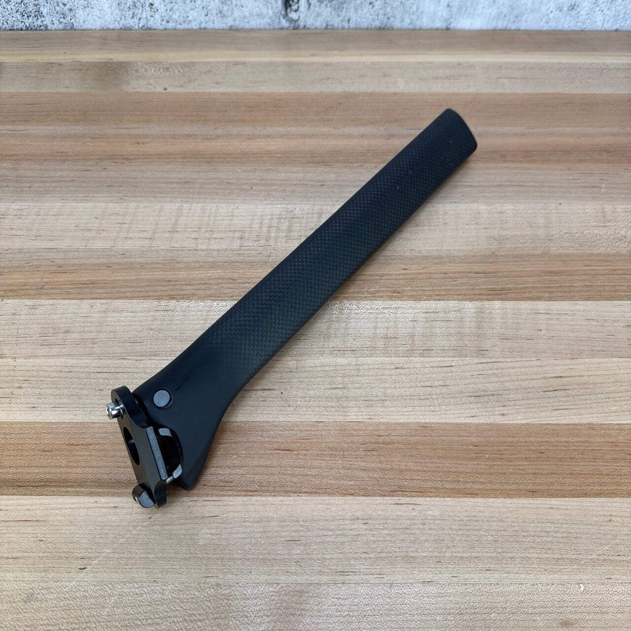 Low Mile! Replica Pinarello F8/F10/F12 Carbon 350mm 15mm offset Seatpost 189g