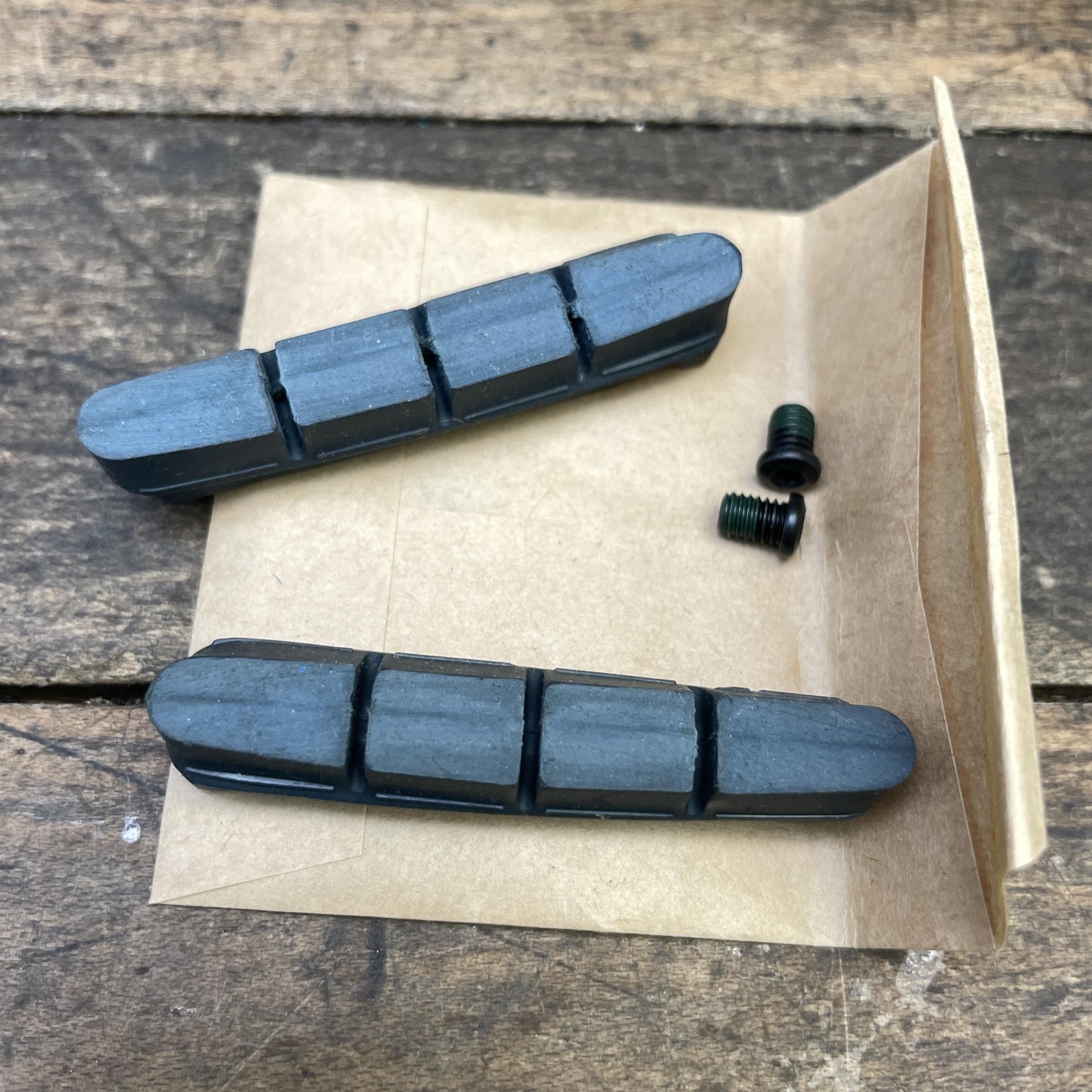 Shimano R55C4 Brake Pad Inserts Lot 4 Black Carbon Dura-Ace Ultegra 105 Road
