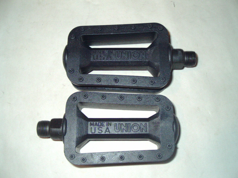 Plastic 9/16″ UNION Child’s Bicycle Bike Pedals Black NOS