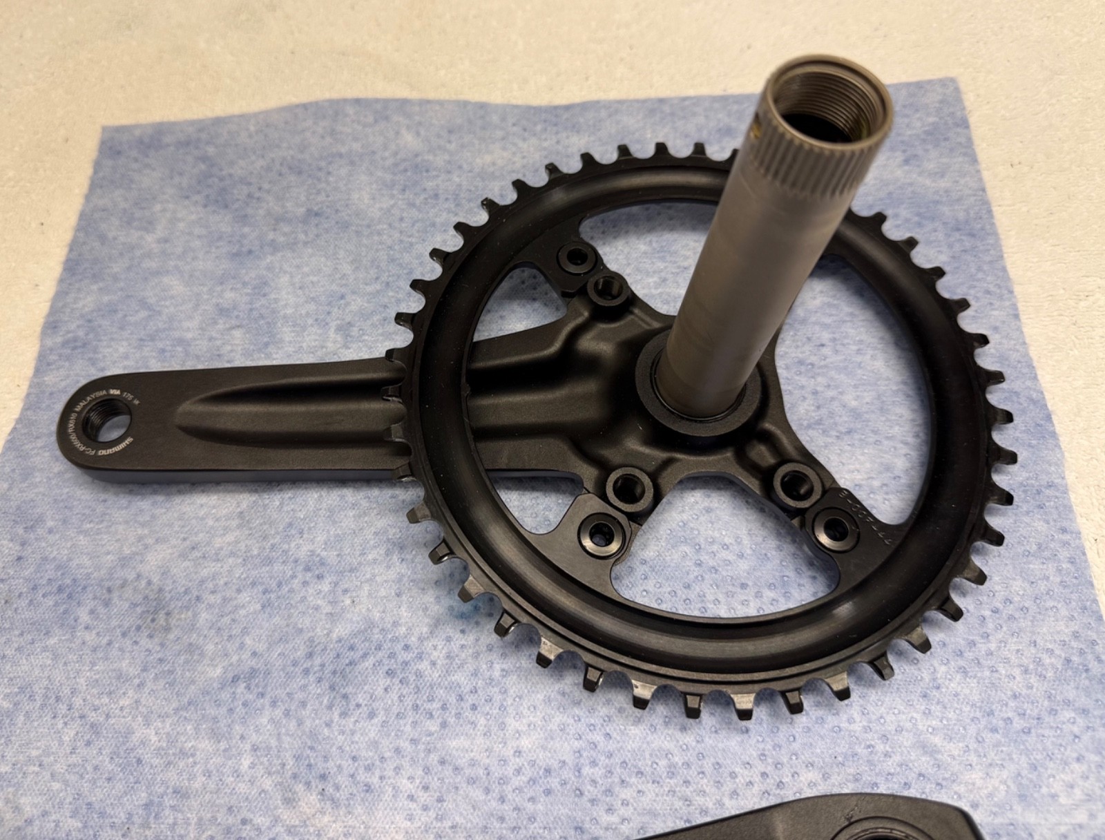 Shimano GRX FC-RX600 Crankset 175 mm WOLF TOOTH 44T Chainring 11-Speed (1×11)