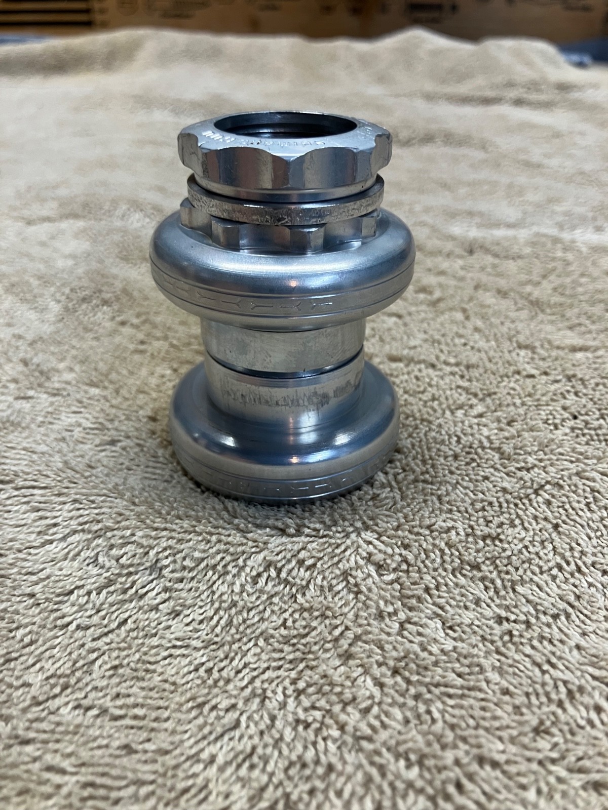 Shimano 600 Arabesque Vintage Headset 1″ Threaded