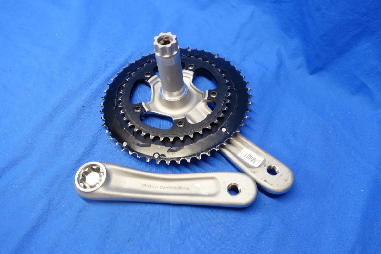 Vision Trimax Road Bike Crankset, 52/38t, 165mm Length, 2×11 Spd, BB30
