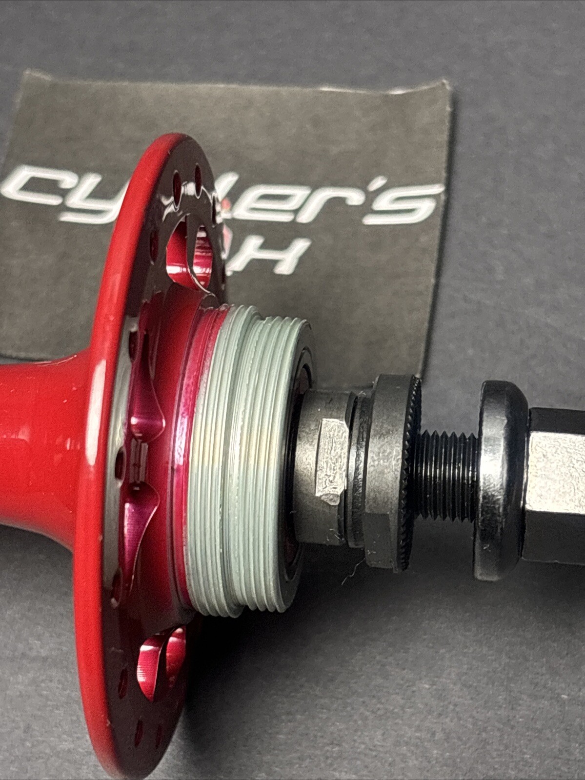 Origin8 32H Double Fixie Rear Sealed Hub High Flange Alloy Powder Coated Throne