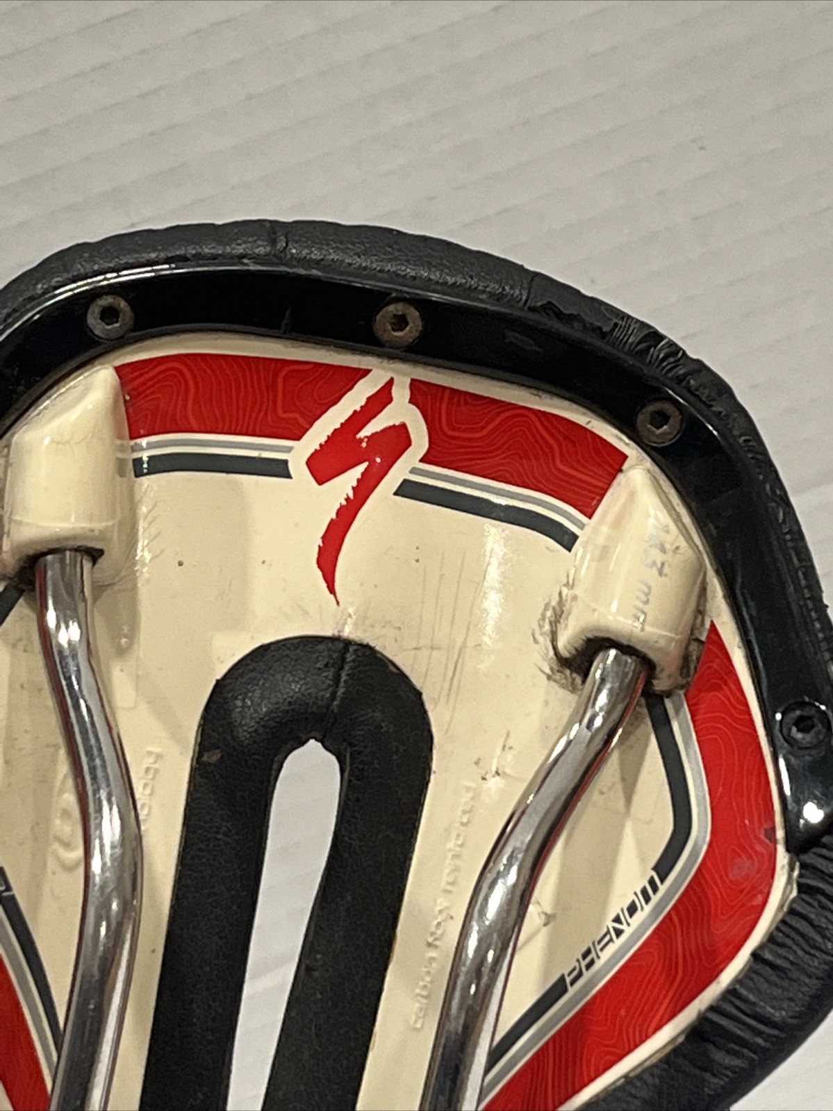 Specialized Phenom Expert Saddle 143mm Carbon Fiber USED