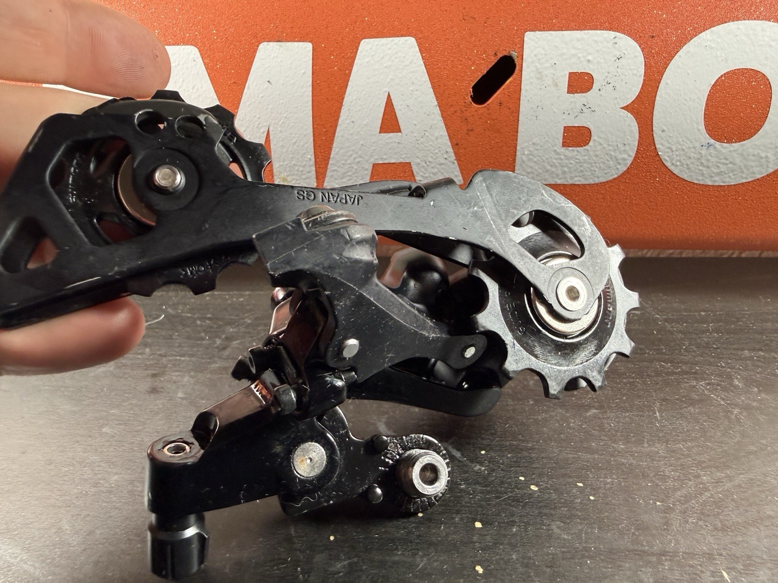 Shimano 105 RD-R7000 Medium Cage Rear Derailleur #22
