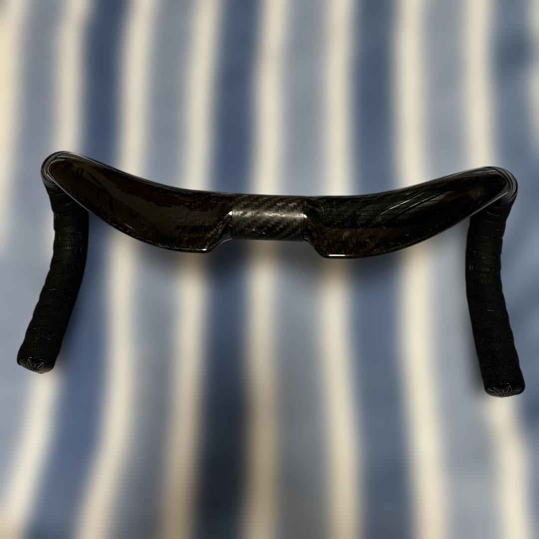 LOOK Carbon Aero Track Drop Handlebar 370mm with Bar Tape