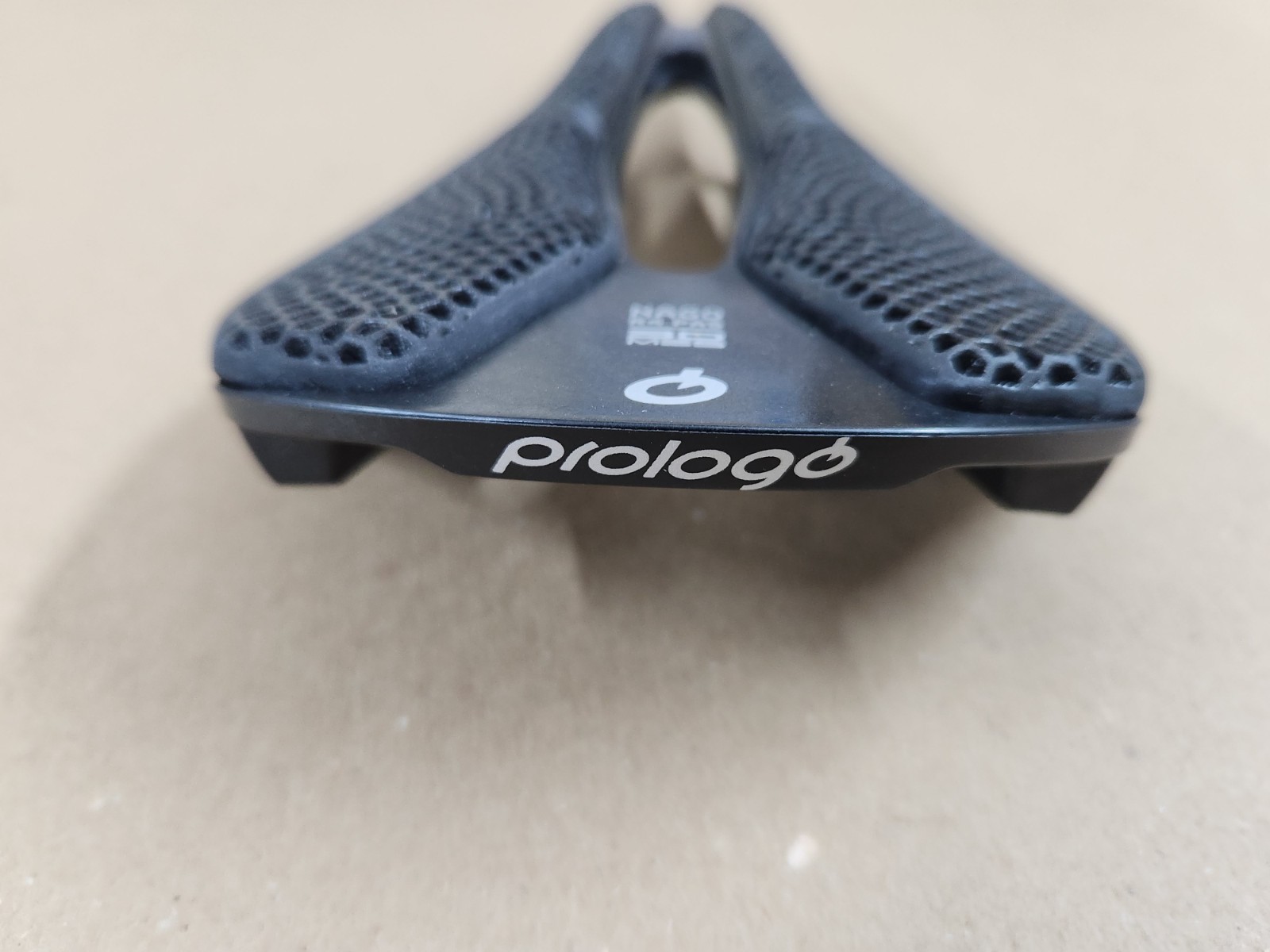 Prologo NAGO R4 PAS 3DMSS Saddle