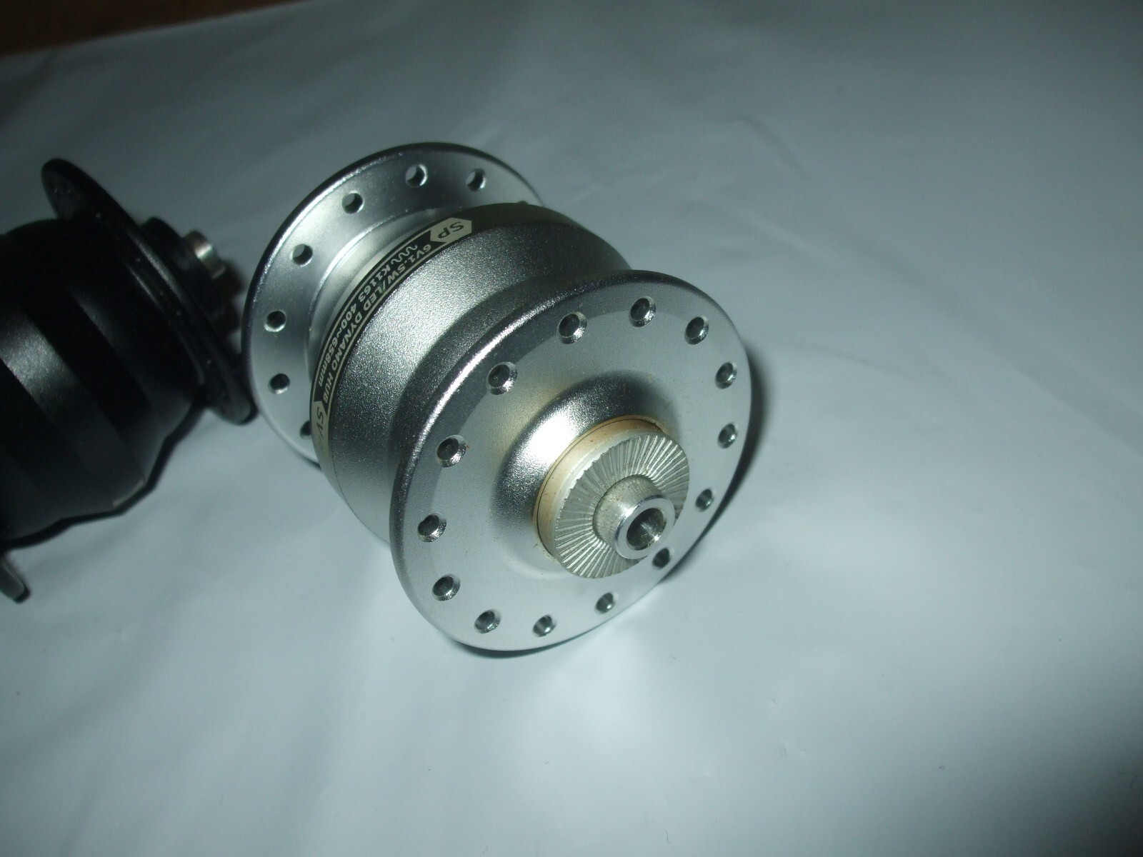 SP Shutter-Precision SV-9-F Dynamo Hub / Folding Bike, 74mm, 28°, QR