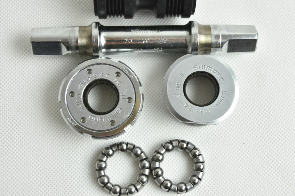 SHIMANO 600 EX d-5ll bottom bracket !! ITALIAN threads 36x24T ! 119mm ! NOS !