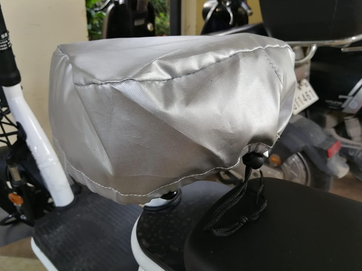 Universal Fit Waterproof Bike Seat Cover – Heavy Duty & UV Safe – 11» x 11»