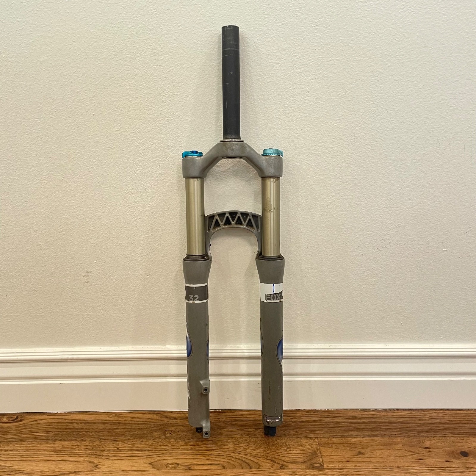 Fox Factory Talas 32 Fork 100-140mm Adjustable Travel 26” Disc 1 1/8″ Steerer