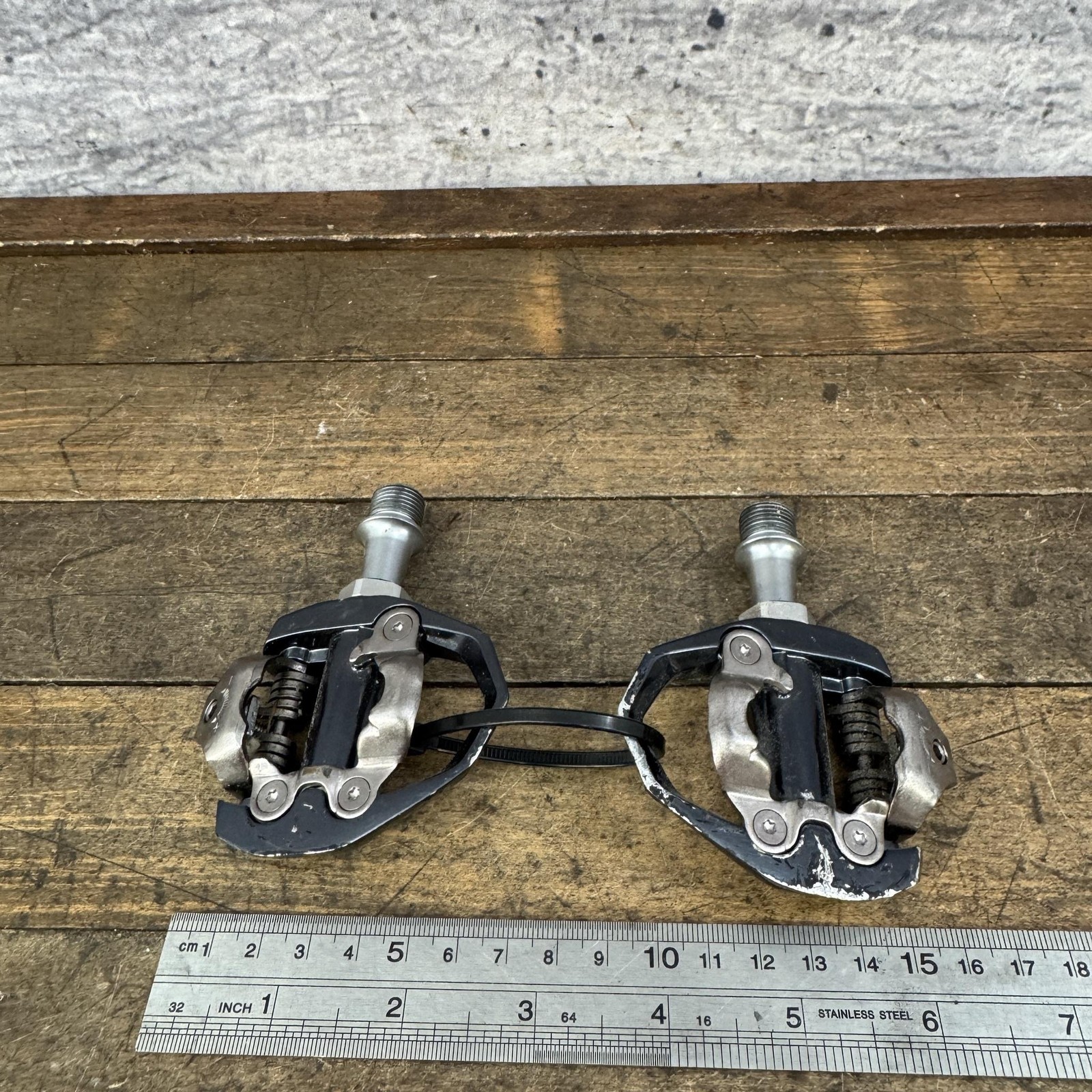 Shimano Ultegra SPD Pedals PD-ES600 Clipless Bike 9/16 Black Pair Road Gravel
