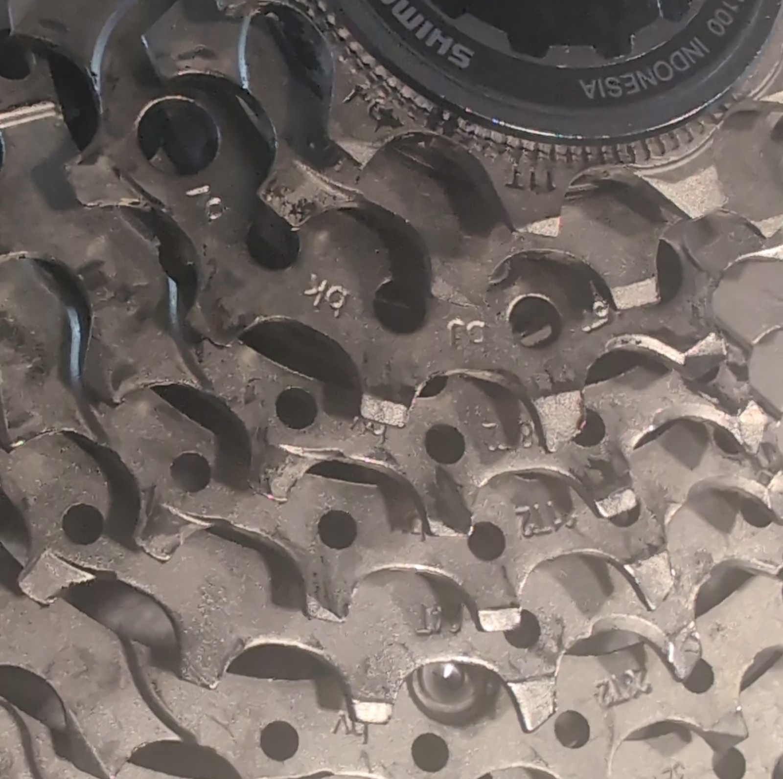 Shimano Deore CS-M4100 10-Speed Cassette 11-42T Mountain Bike Steel Silver/Black