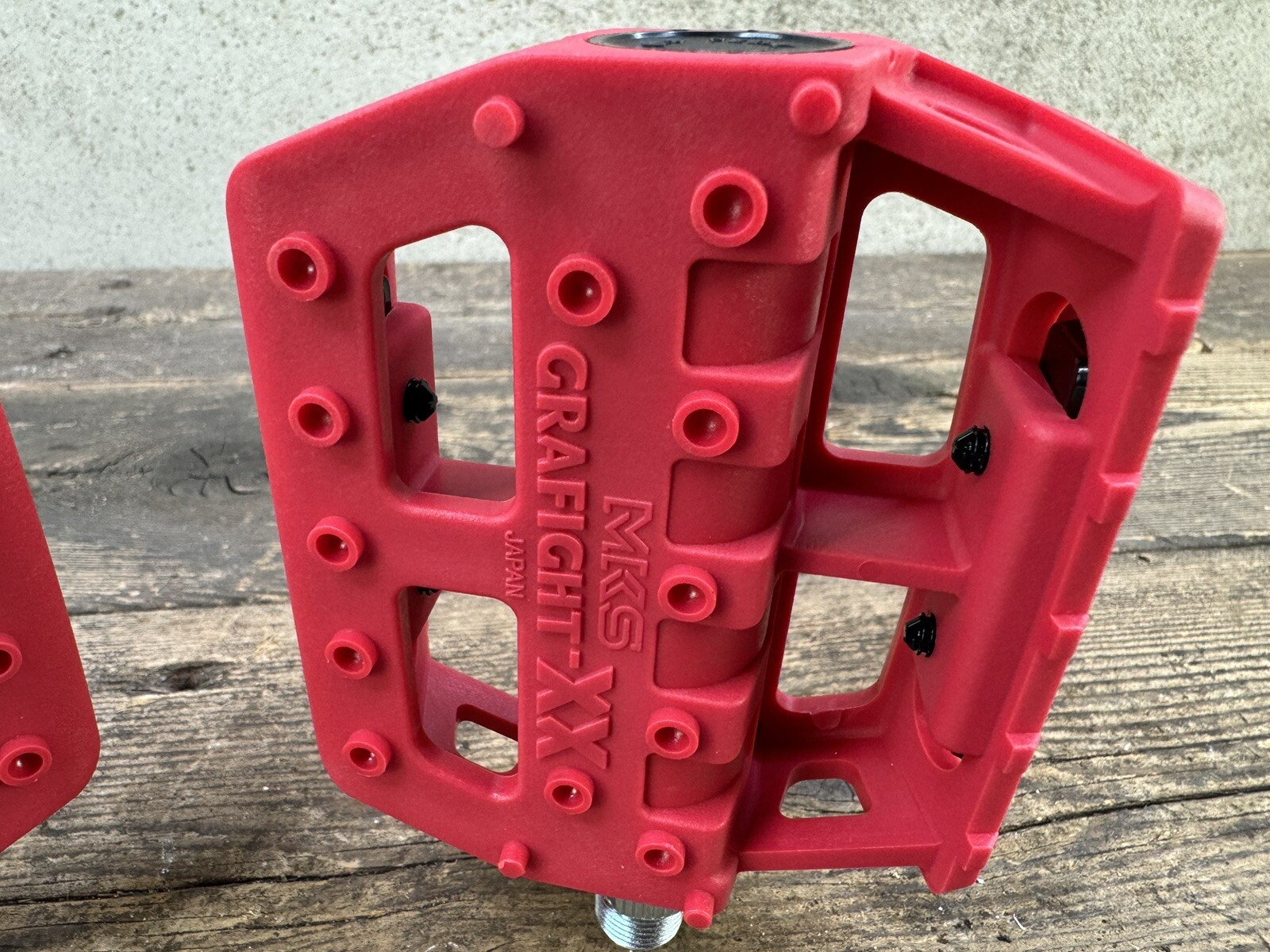 mks grafight pedals 9/16 Red Unused XX Bmx
