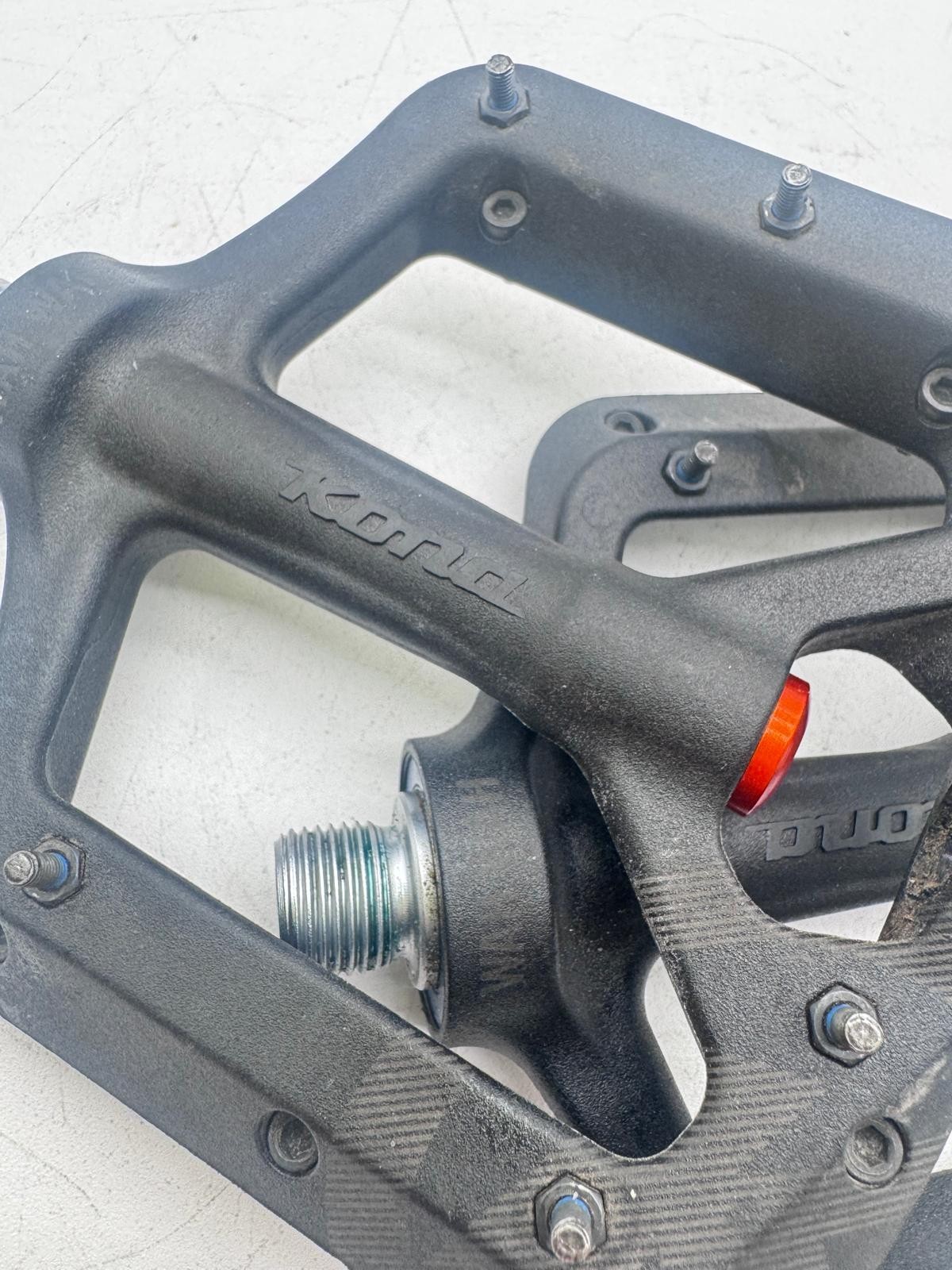 Kona WAH WAH 2 Composite Pedals Small