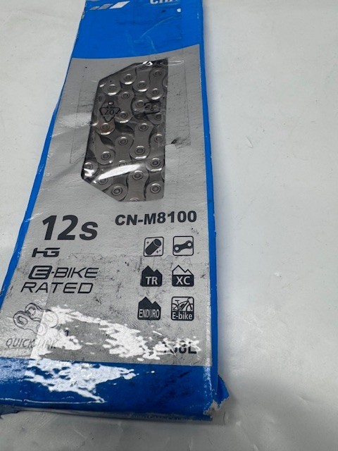 Shimano Chain 12 Speed CN-M8100L *New-Box Damage