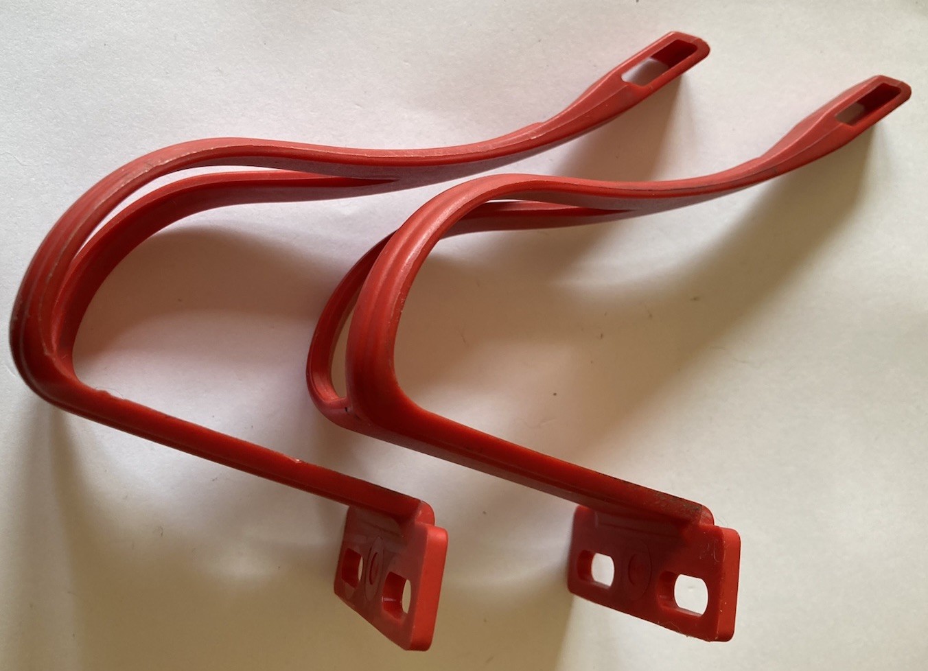 Cateye Toe Clips, Red, Medium