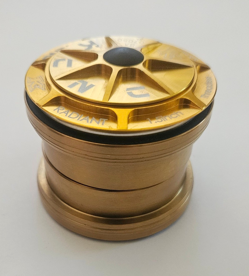 KCNC Radiant R4 MTB Integral Headset, 1.5″, Gold, New in Box