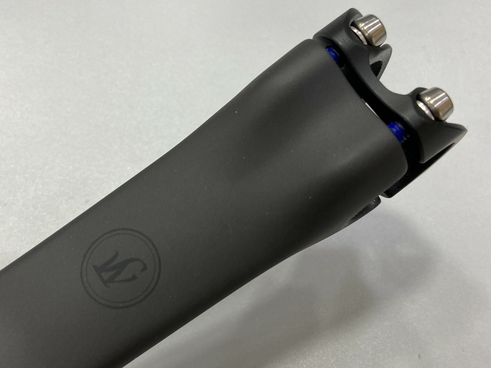 Lightweight Bugelhalter Elegant +/-6 degree 31.8mm Stem Matt-Black (Schwarz ED)
